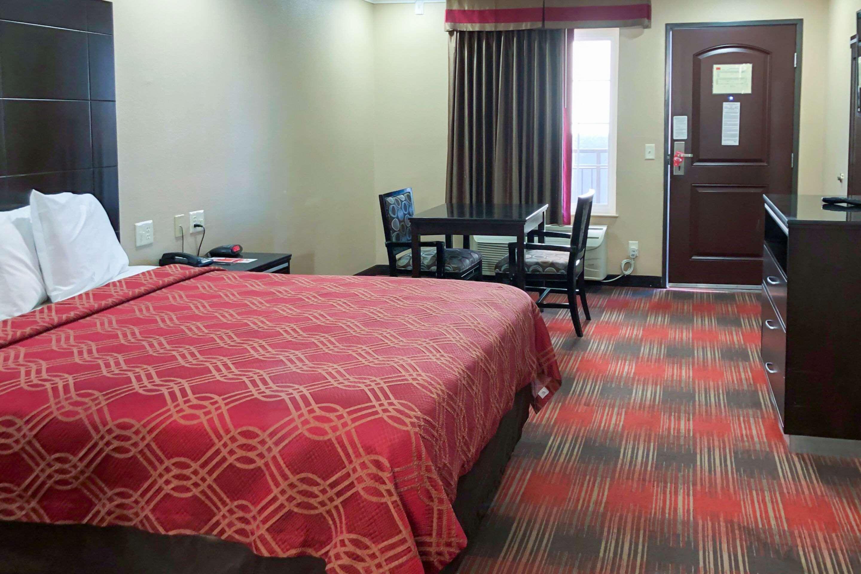 Econo Lodge Inn & Suites Escondido Downtown Ngoại thất bức ảnh