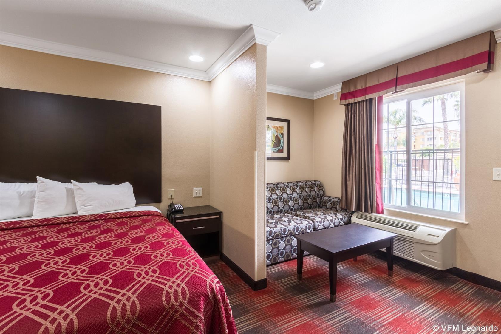 Econo Lodge Inn & Suites Escondido Downtown Ngoại thất bức ảnh