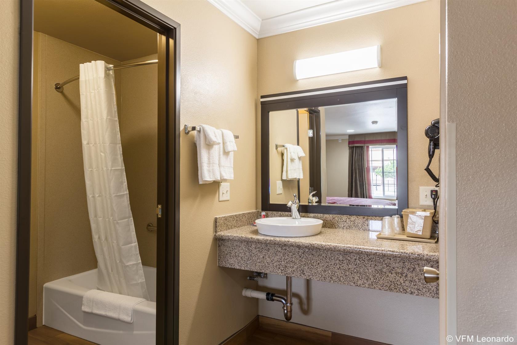 Econo Lodge Inn & Suites Escondido Downtown Ngoại thất bức ảnh