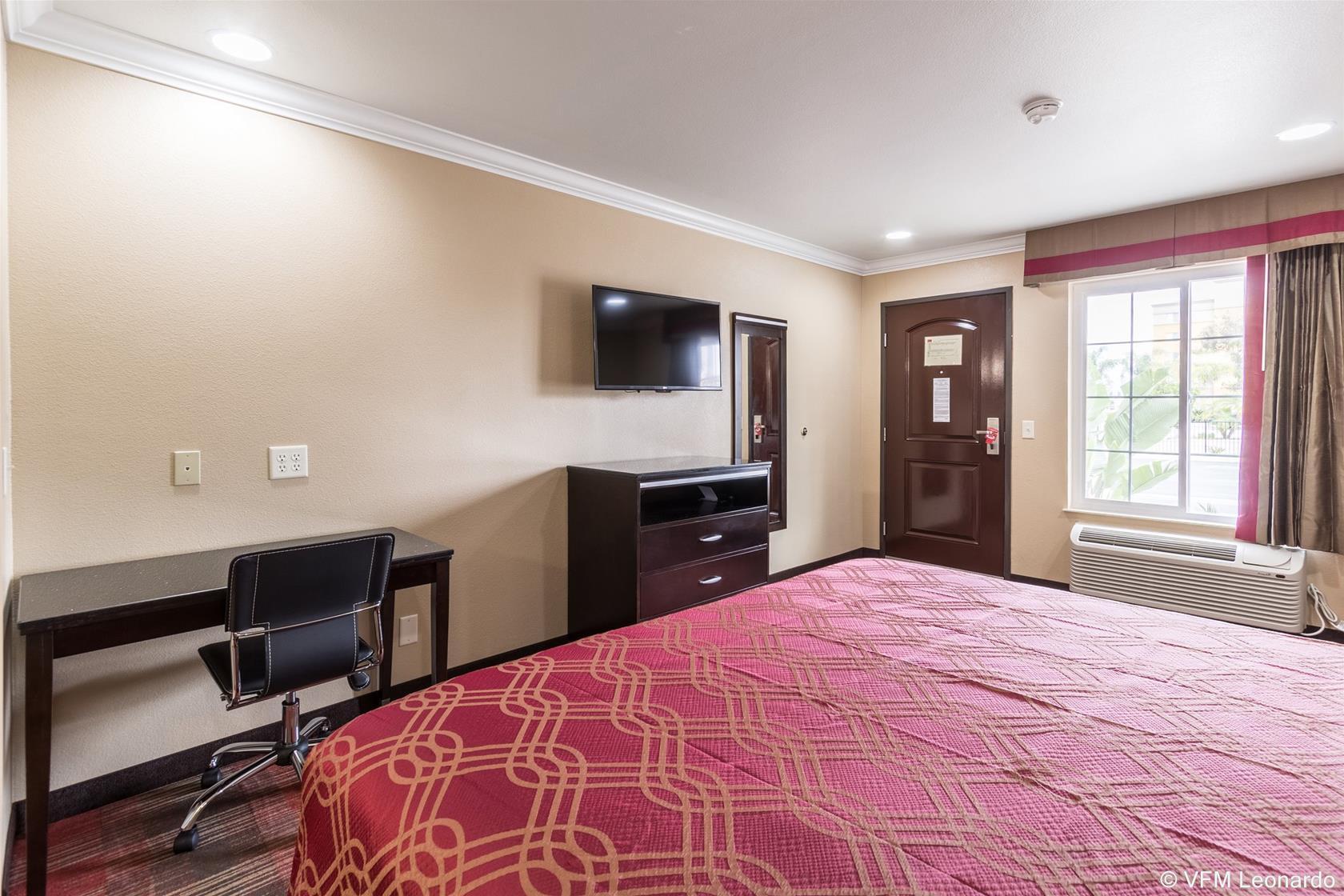 Econo Lodge Inn & Suites Escondido Downtown Ngoại thất bức ảnh