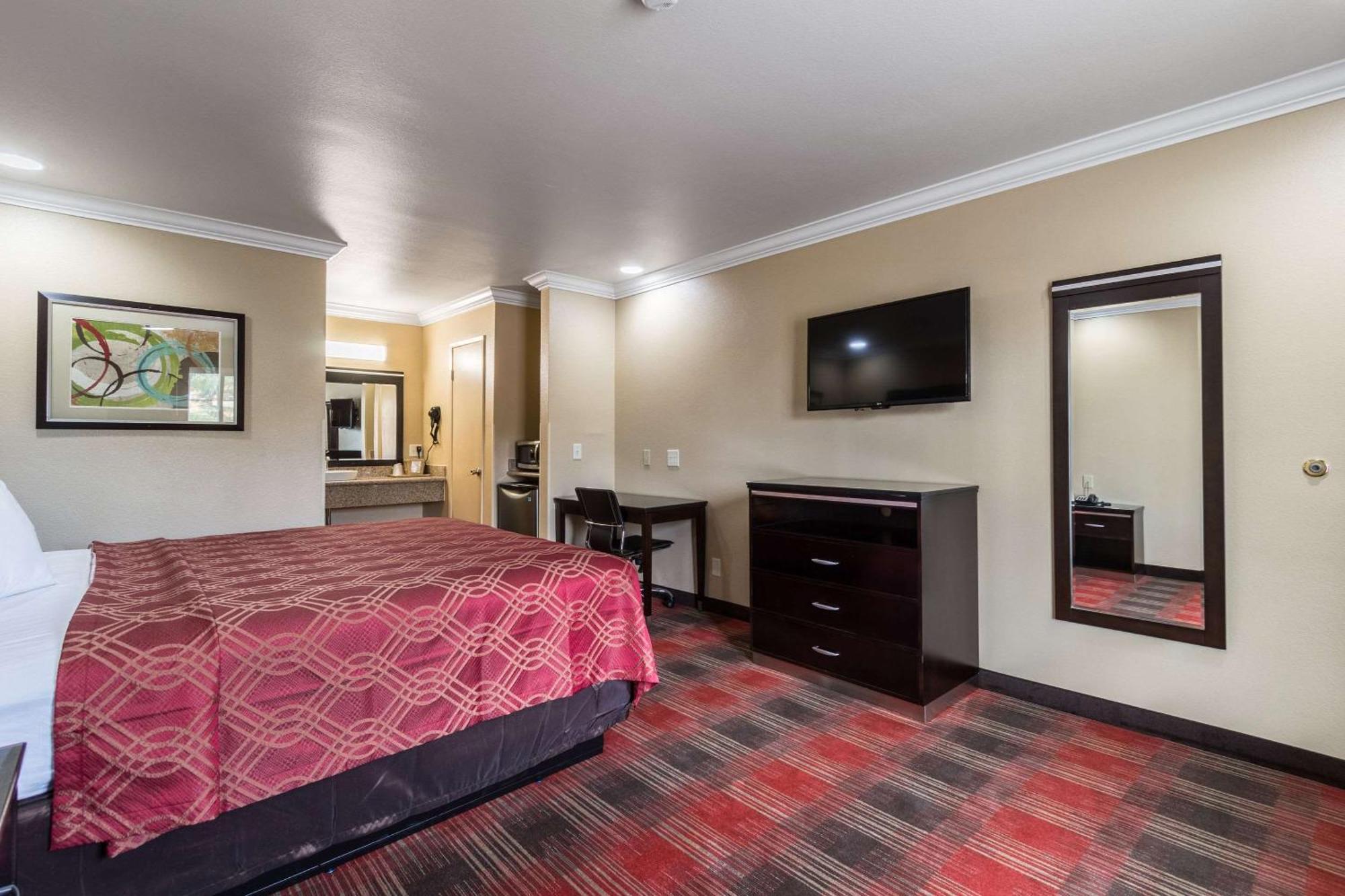 Econo Lodge Inn & Suites Escondido Downtown Ngoại thất bức ảnh